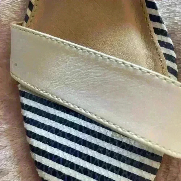 Ankle strap Navy and White striped pumps - Picture 3 of 4